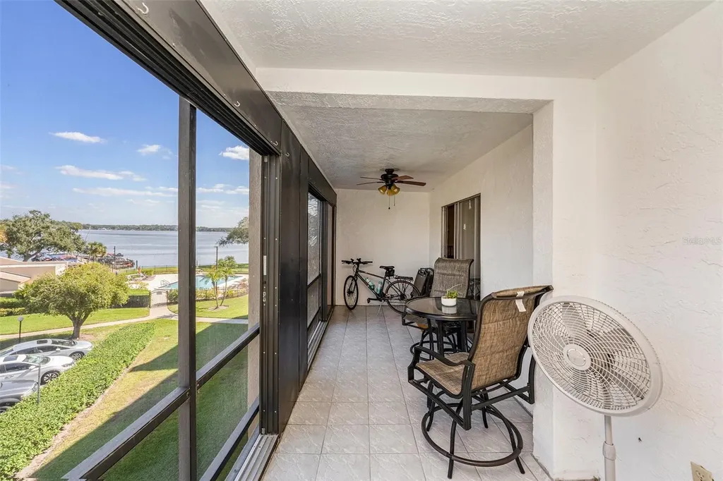 90 S Highland Avenue Tarpon Springs FL 34689