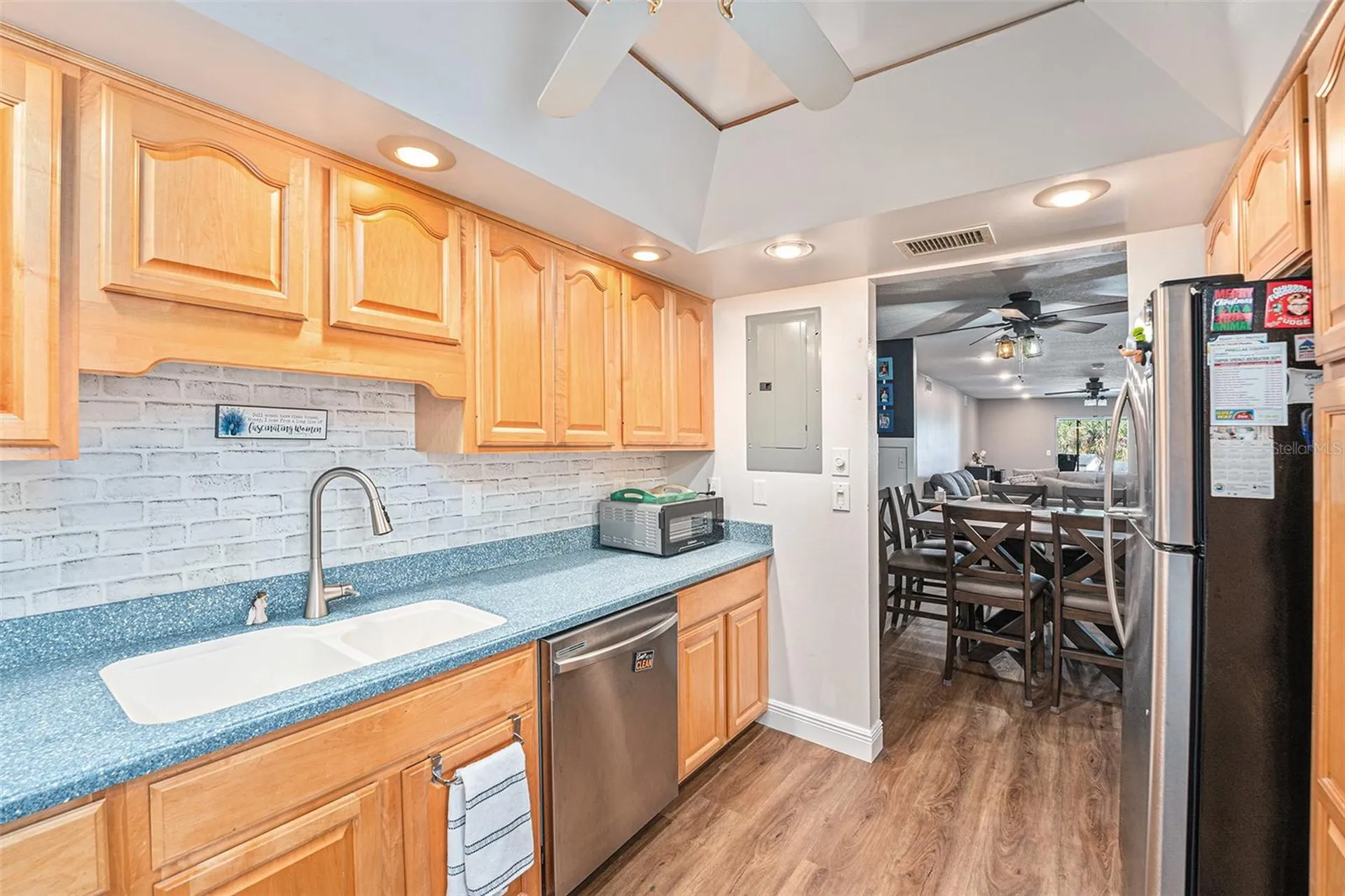 90 S Highland Avenue Tarpon Springs FL 34689