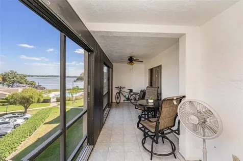 90 S Highland Avenue Tarpon Springs FL 34689