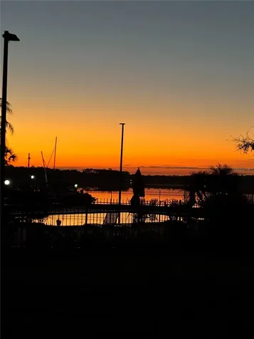 90 S Highland Avenue Tarpon Springs FL 34689