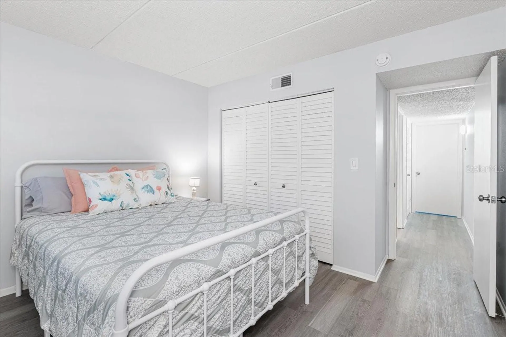 821 Patricia Avenue Dunedin FL 34698