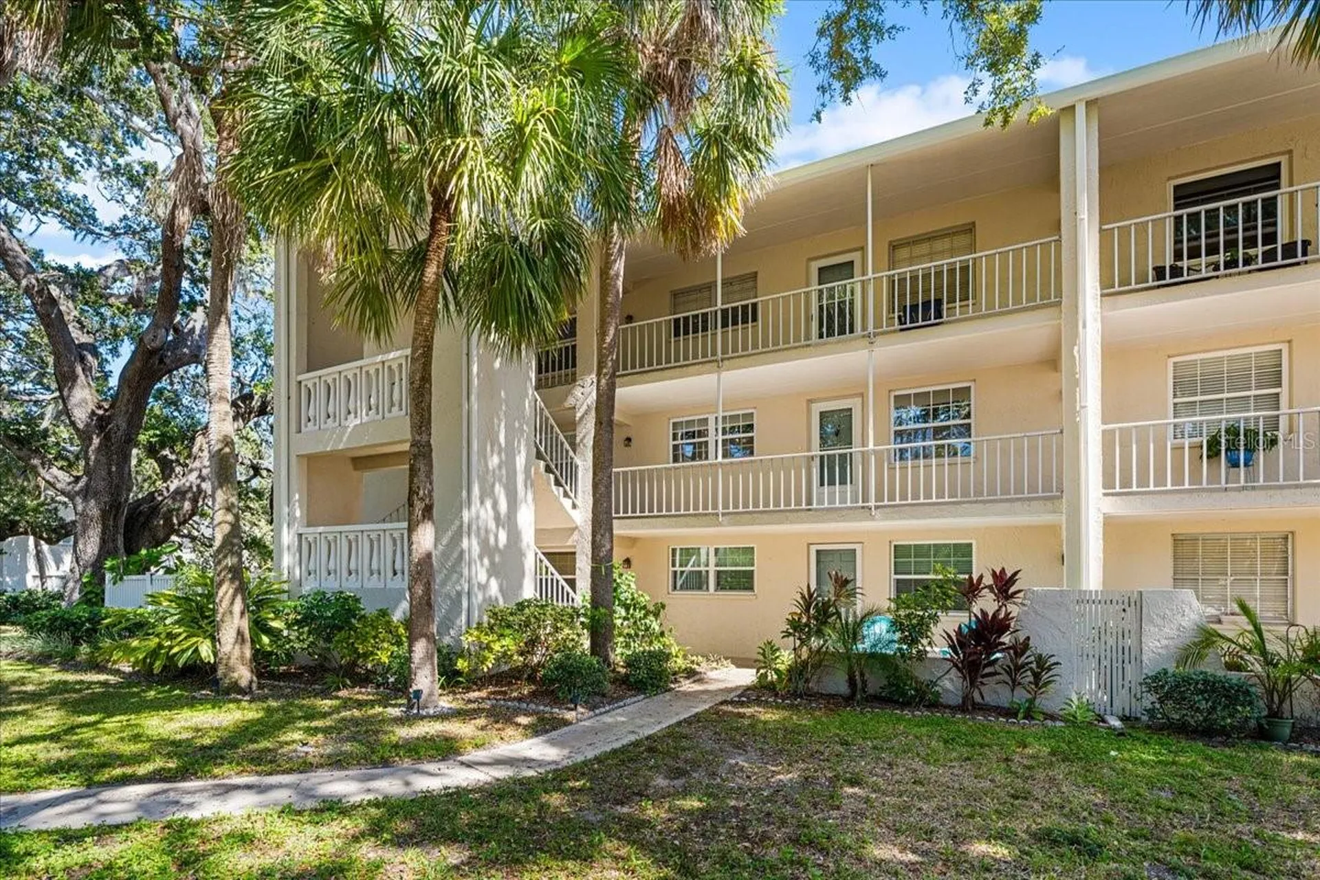 821 Patricia Avenue Dunedin FL 34698