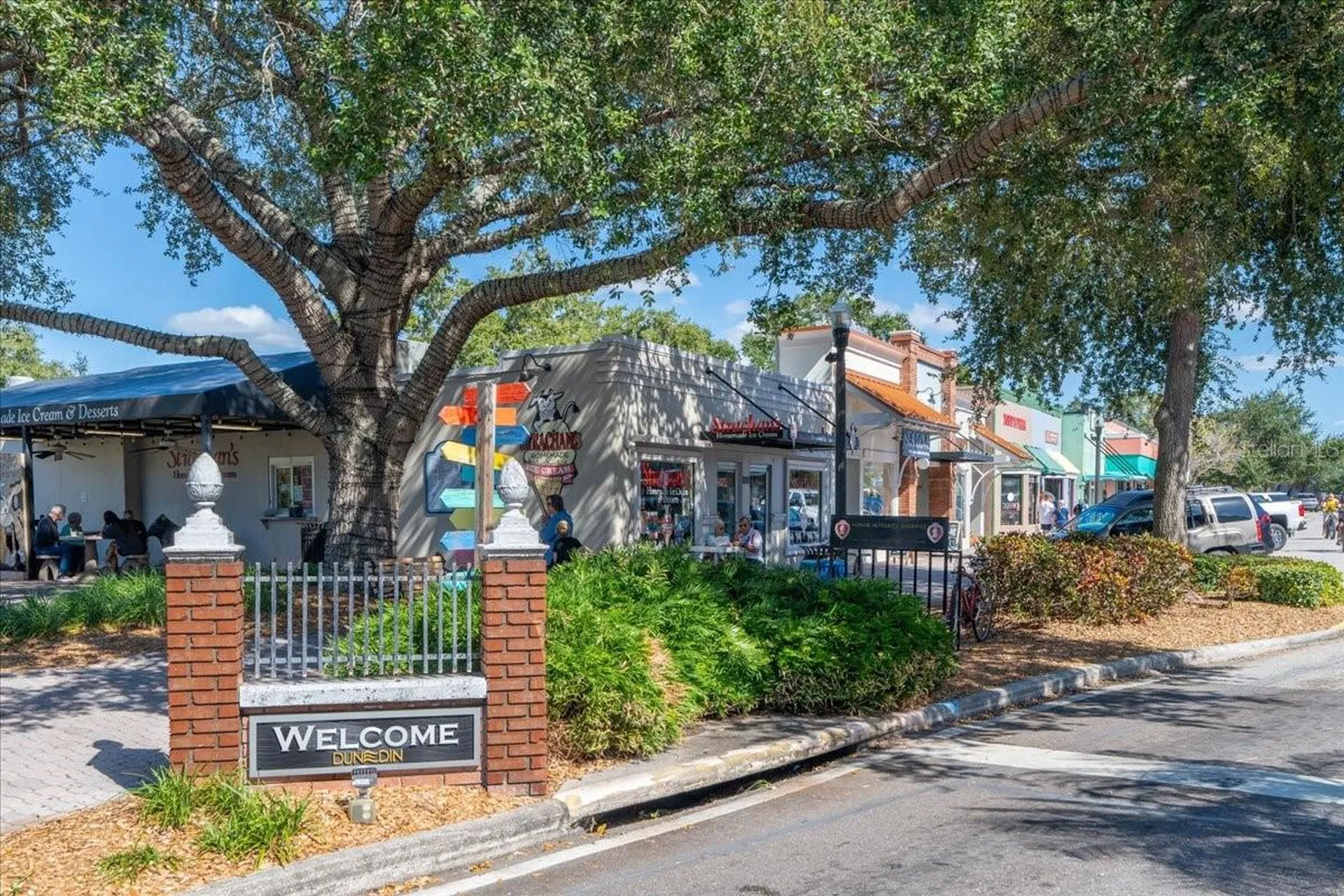 821 Patricia Avenue Dunedin FL 34698
