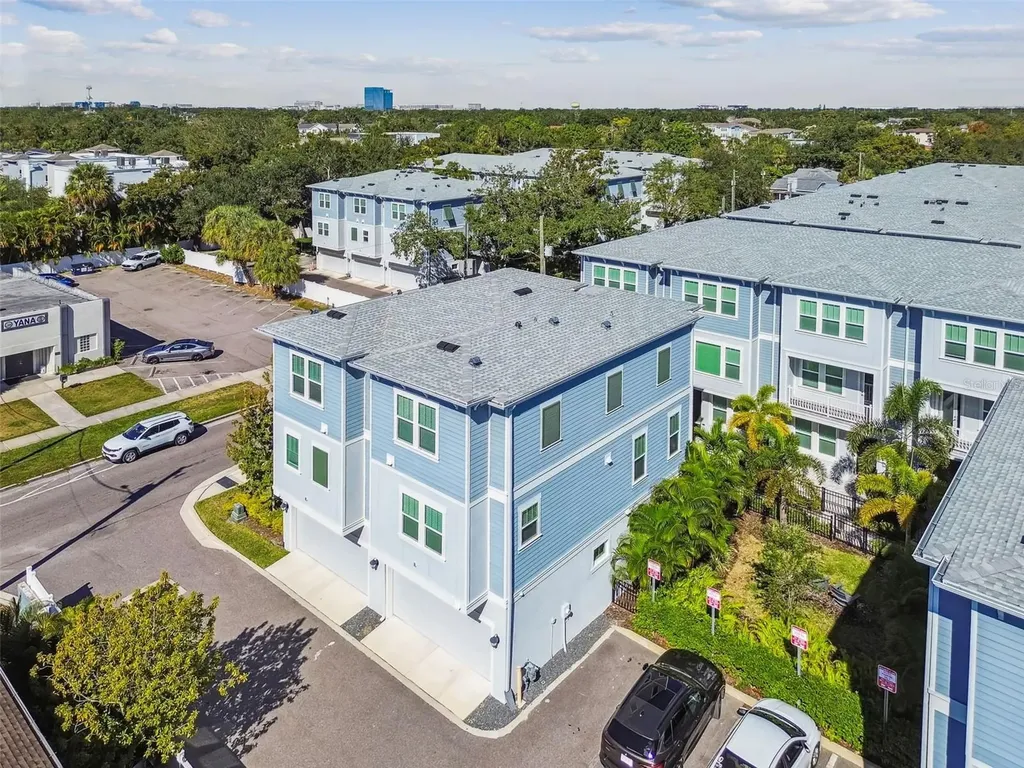 208 S Tampania Avenue Tampa FL 33609
