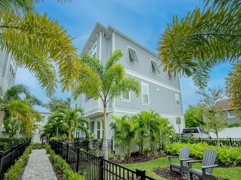 208 S Tampania Avenue Tampa FL 33609