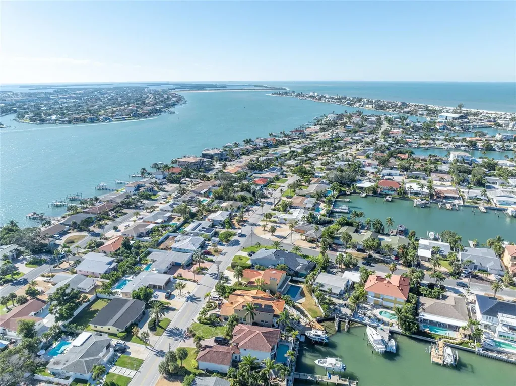 2653 W Vina Del Mar Boulevard St Pete Beach FL 33706