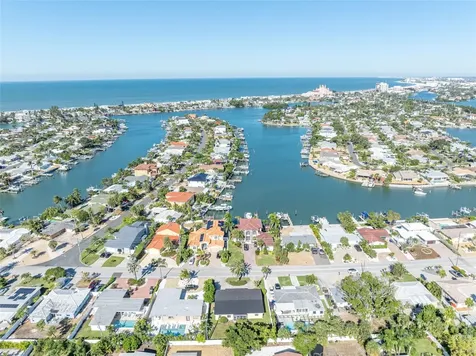 2653 W Vina Del Mar Boulevard St Pete Beach FL 33706