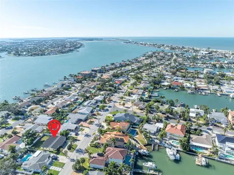 2653 W Vina Del Mar Boulevard St Pete Beach FL 33706