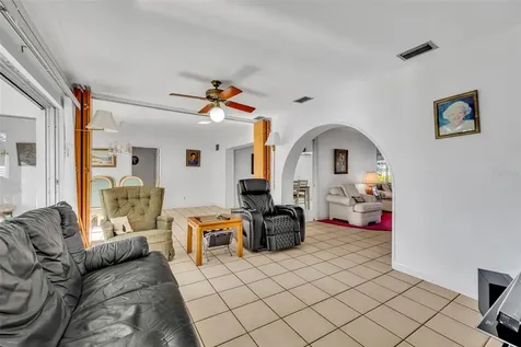 2653 W Vina Del Mar Boulevard St Pete Beach FL 33706