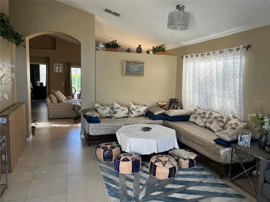 2701 Crane Trace Circle Orlando FL 32837