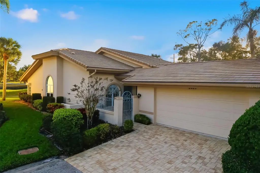 4442 Highland Park Sarasota FL 34235