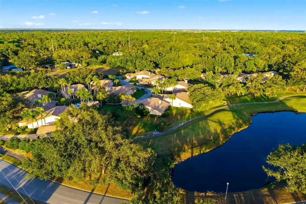 4442 Highland Park Sarasota FL 34235