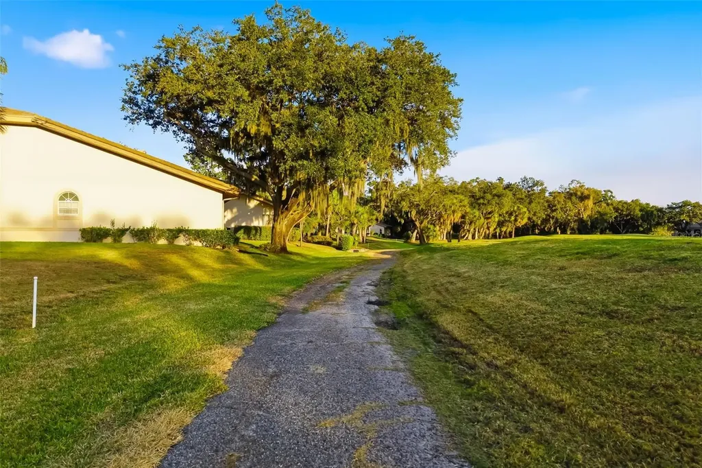 4442 Highland Park Sarasota FL 34235