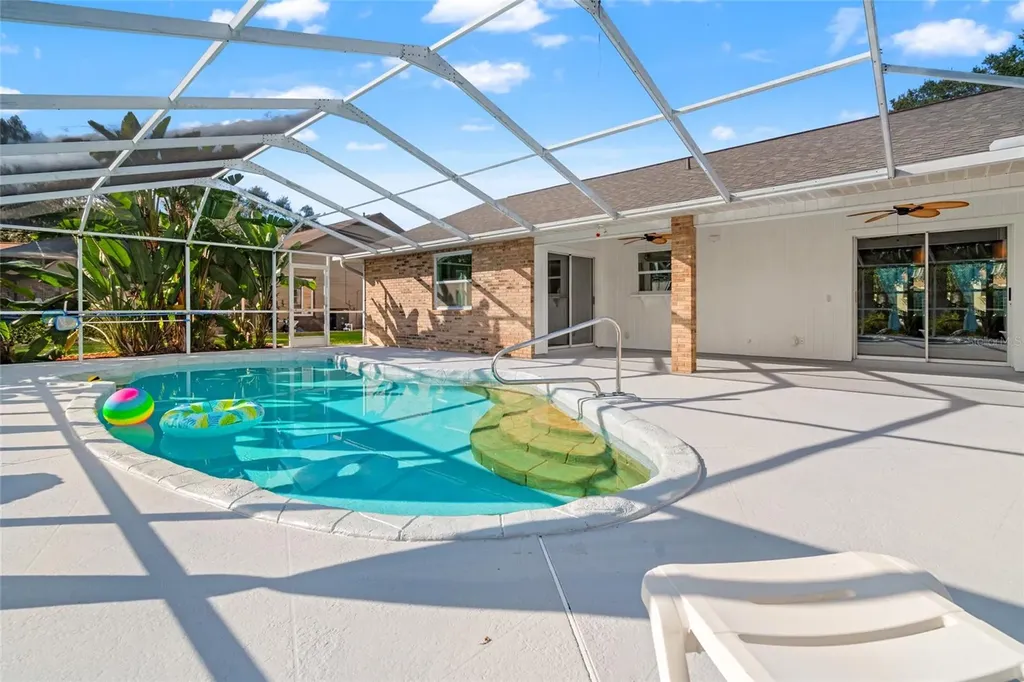 6618 Foxmoor Drive Zephyrhills FL 33542