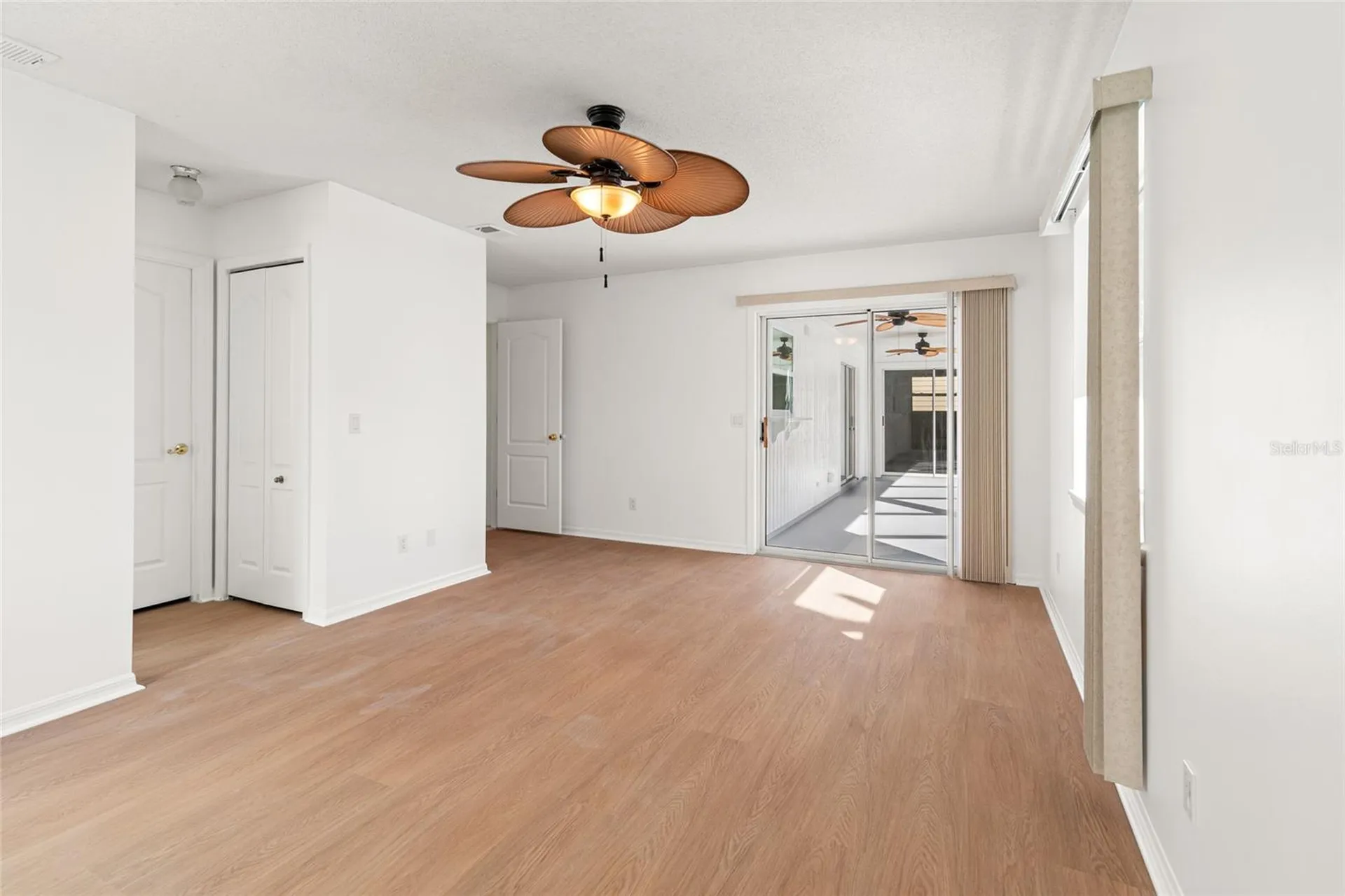 6618 Foxmoor Drive Zephyrhills FL 33542