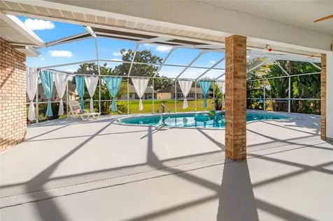 6618 Foxmoor Drive Zephyrhills FL 33542
