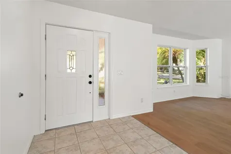 6618 Foxmoor Drive Zephyrhills FL 33542