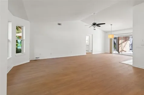 6618 Foxmoor Drive Zephyrhills FL 33542