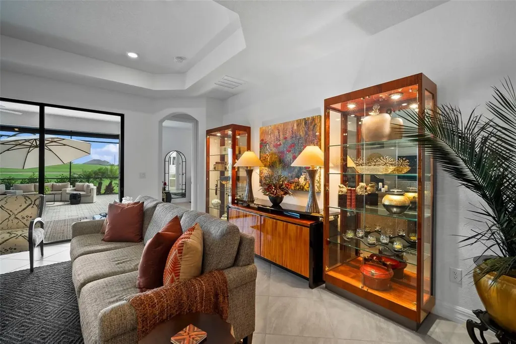 5717 Cheech Glen Bradenton FL 34211