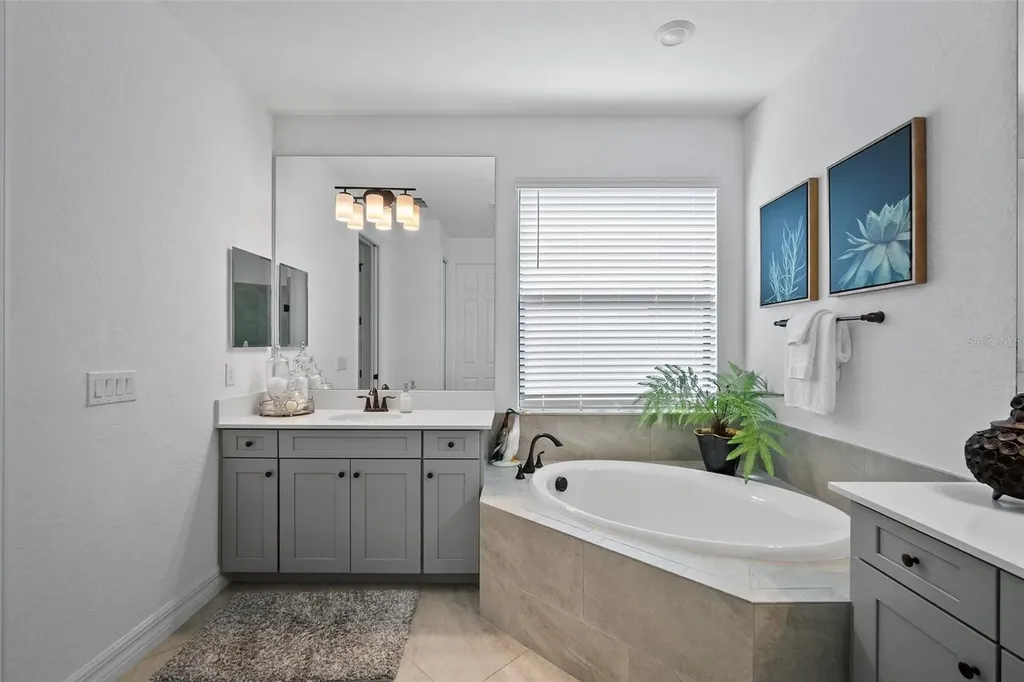 5717 Cheech Glen Bradenton FL 34211