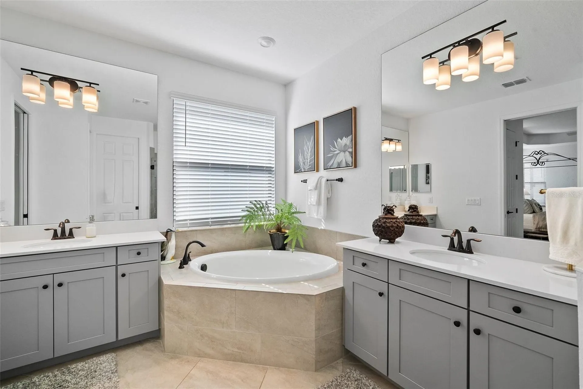 5717 Cheech Glen Bradenton FL 34211