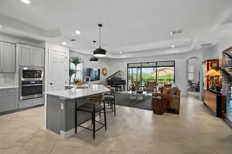 5717 Cheech Glen Bradenton FL 34211