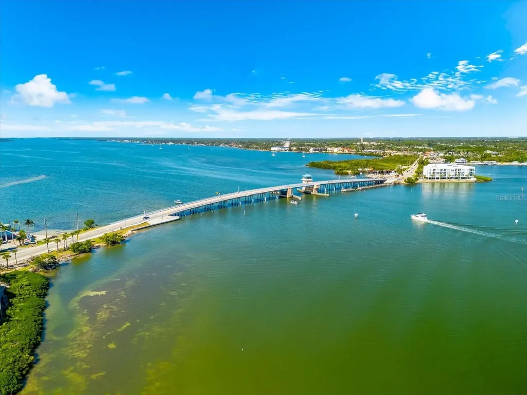 1551 Beach Road Englewood FL 34223