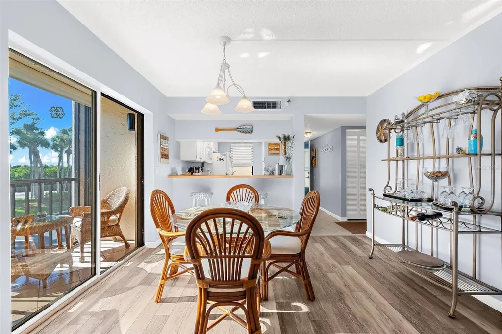 1551 Beach Road Englewood FL 34223