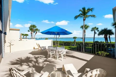 1551 Beach Road Englewood FL 34223