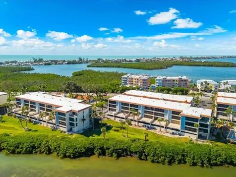 1551 Beach Road Englewood FL 34223