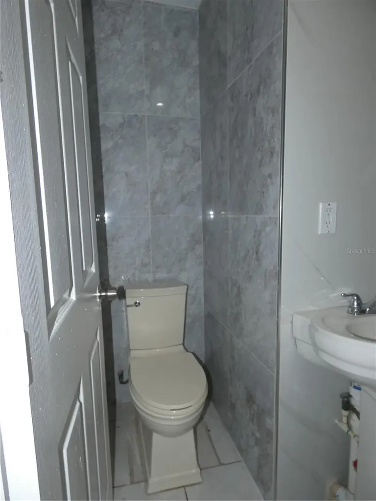3817 Pearl Street Fort Myers FL 33916