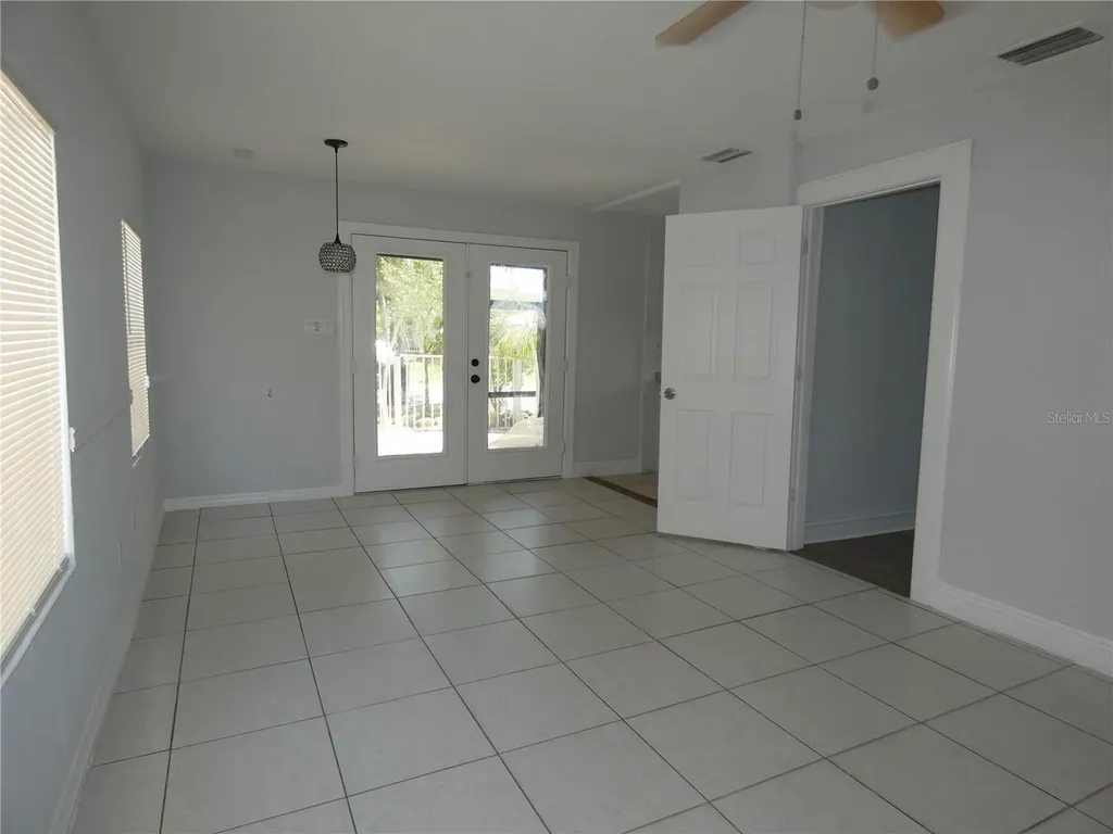 3817 Pearl Street Fort Myers FL 33916