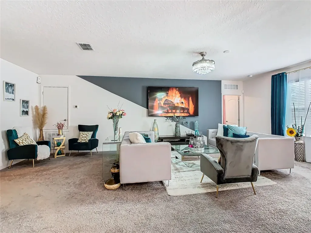 208 Goldenrod Lane Kissimmee FL 34759