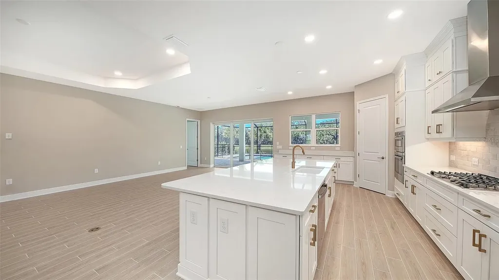 6336 Lake Woodruff Court Sarasota FL 34241