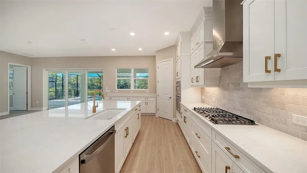 6336 Lake Woodruff Court Sarasota FL 34241