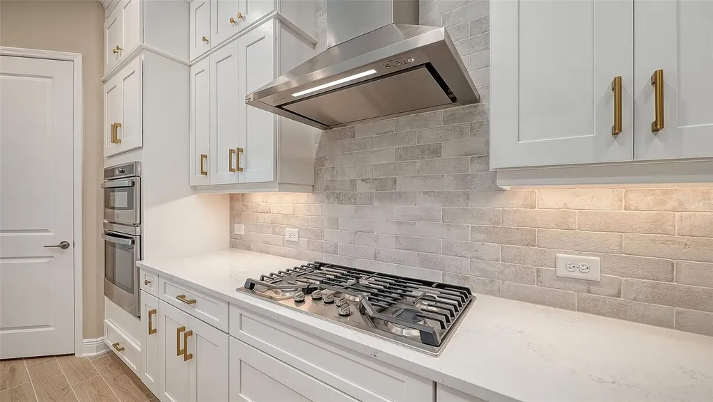6336 Lake Woodruff Court Sarasota FL 34241