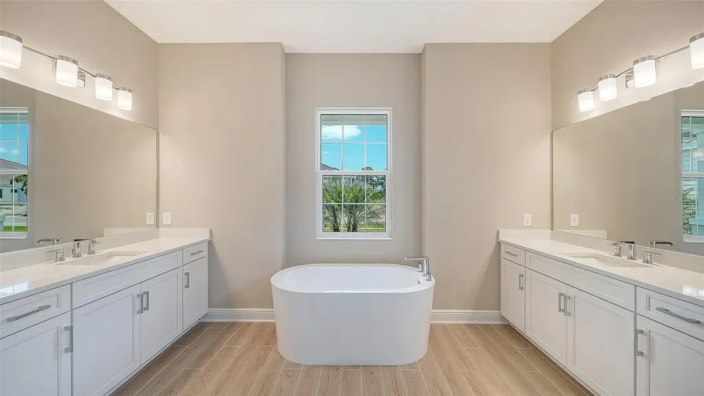 6336 Lake Woodruff Court Sarasota FL 34241