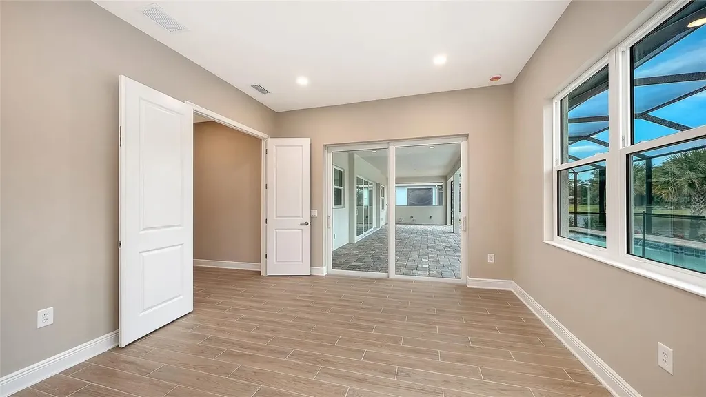 6336 Lake Woodruff Court Sarasota FL 34241