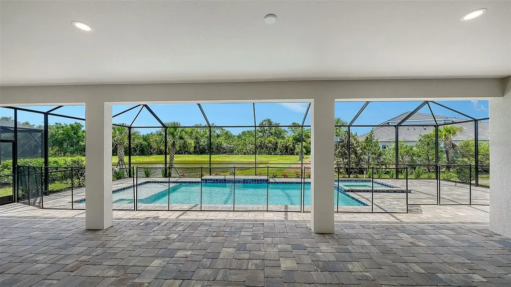 6336 Lake Woodruff Court Sarasota FL 34241