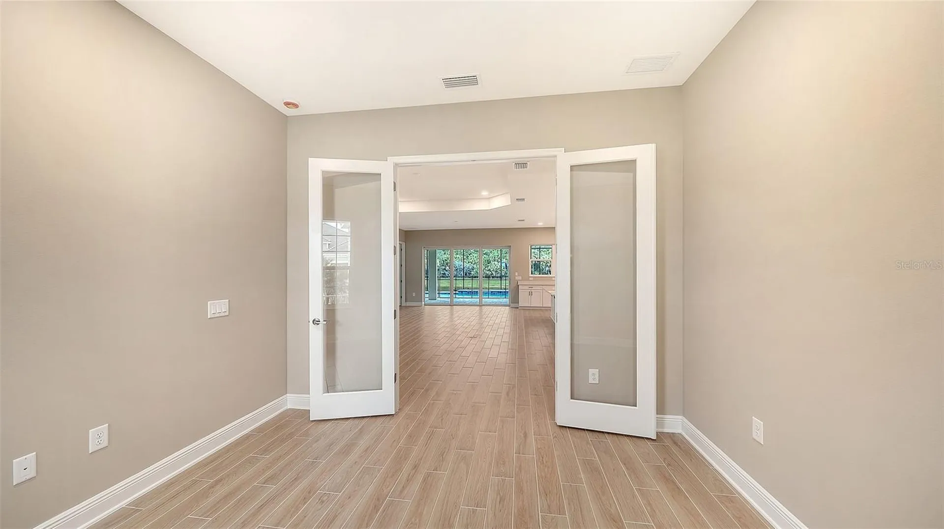 6336 Lake Woodruff Court Sarasota FL 34241