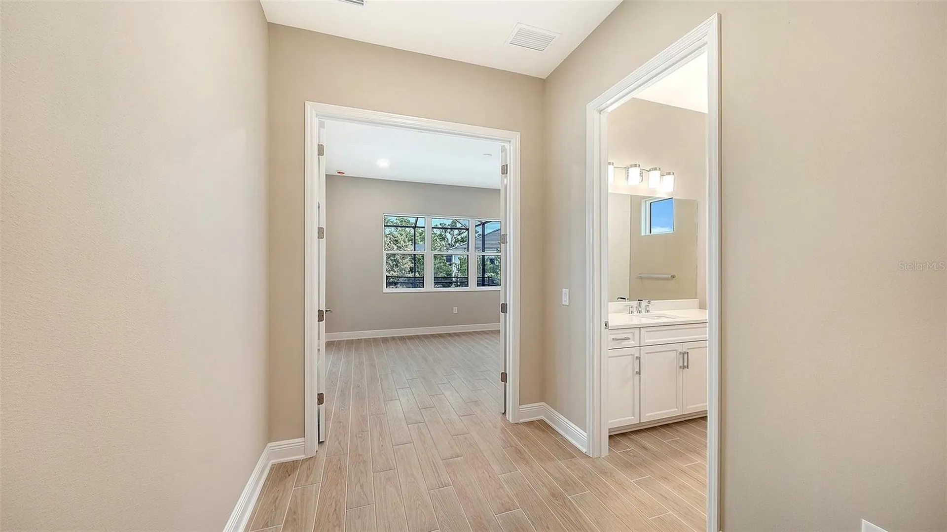 6336 Lake Woodruff Court Sarasota FL 34241