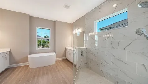 6336 Lake Woodruff Court Sarasota FL 34241
