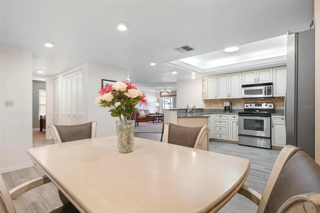 4206 SE 20th Place Cape Coral FL 33904