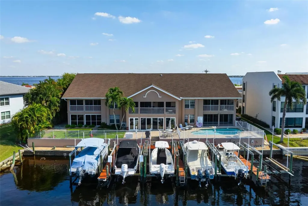 4206 SE 20th Place Cape Coral FL 33904