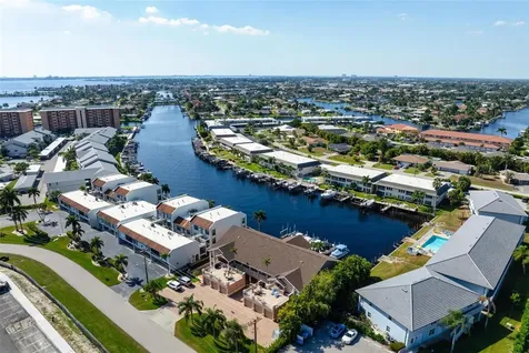 4206 SE 20th Place Cape Coral FL 33904