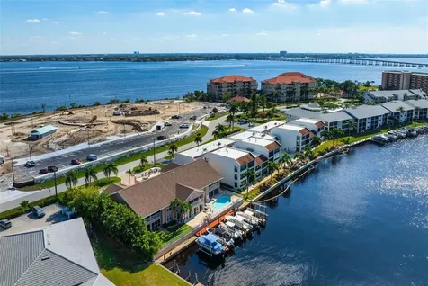 4206 SE 20th Place Cape Coral FL 33904
