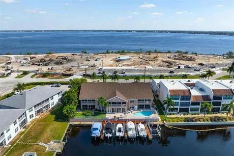 4206 SE 20th Place Cape Coral FL 33904
