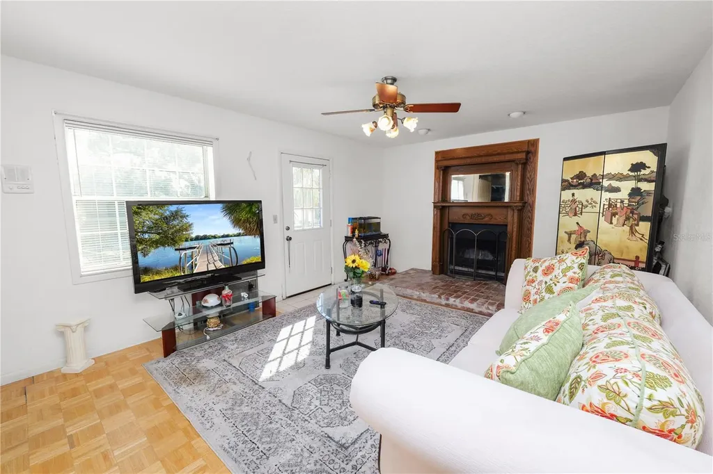 109 NE 4th Avenue Mulberry FL 33860