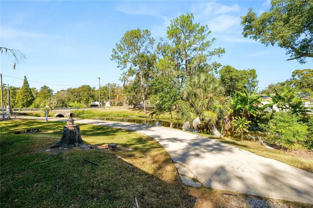 109 NE 4th Avenue Mulberry FL 33860