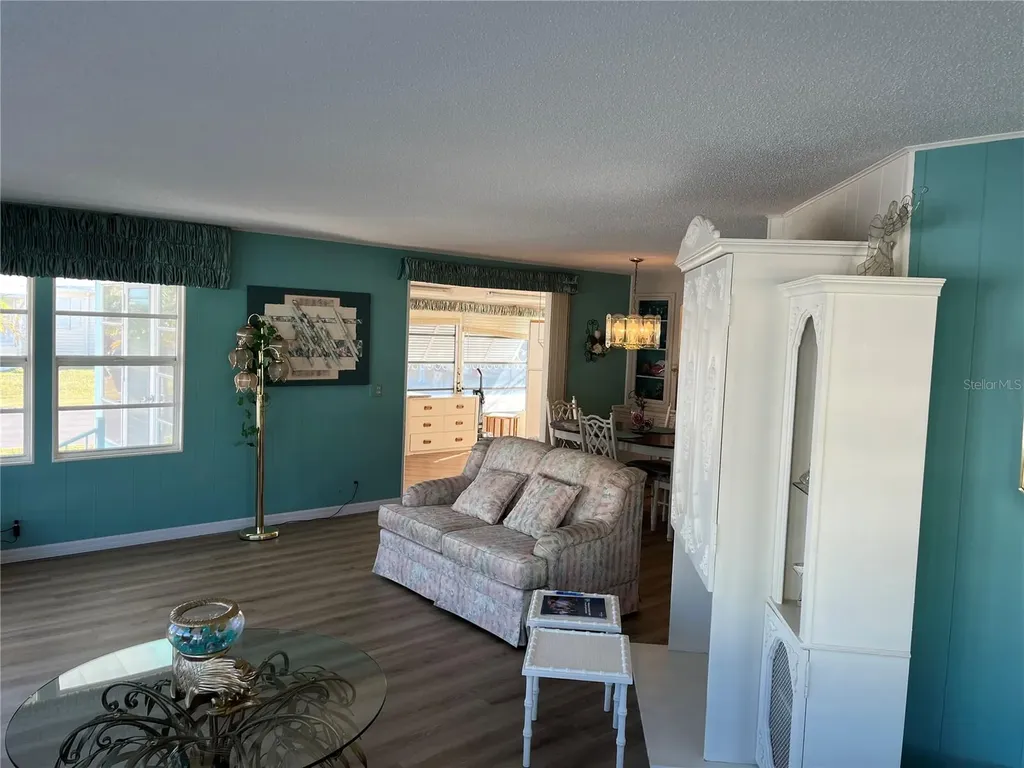 518 Cervina Drive N Venice FL 34285
